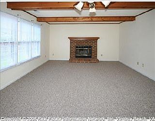4th image of 1077 Meadow Grove Trl