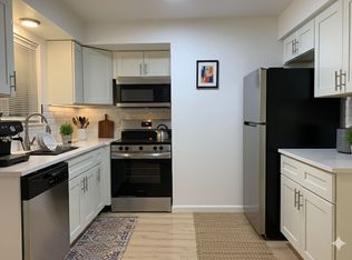 2161 Decker Rd UNIT 24, Walled Lake, MI 48390