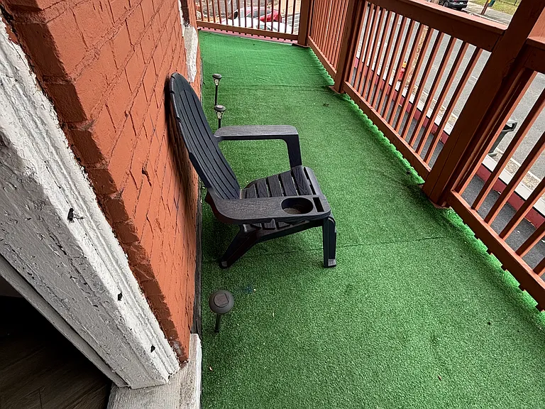 2372 Main St #2S — Photo 3