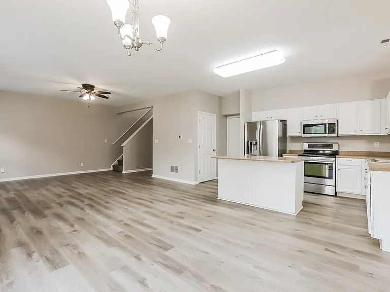 10189 Blue Sky Dr — Photo 6