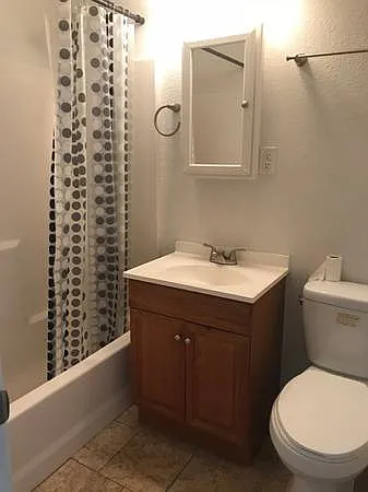 1714 Morrison Ave — Photo 4