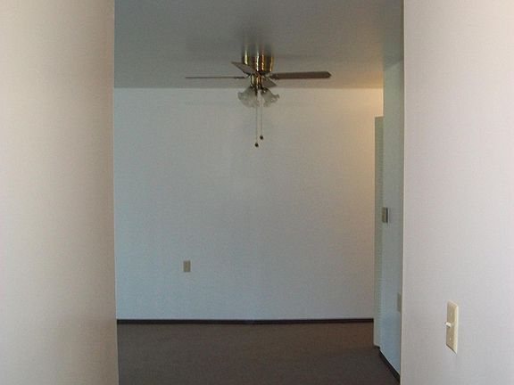 3rd image of 301 Wimmerton Blvd APT 204
