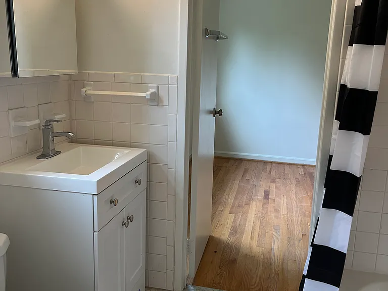 4516 Gretna St — Photo 21
