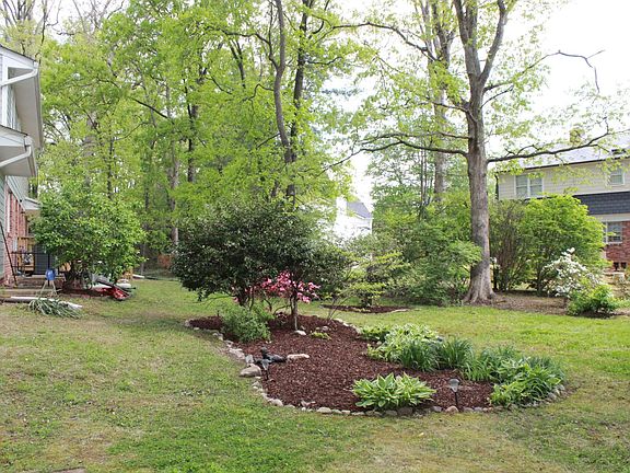 5th image of 9005 Cherrytree Dr
