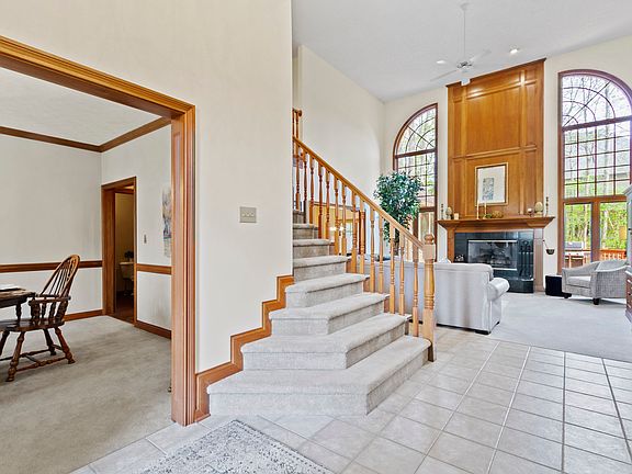 5th image of 8741 Admirals Woods Cir