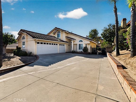 3rd image of 19061 Gold Ln