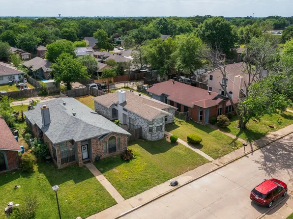 10564 Blackjack Oaks Dr, Dallas, TX 75227