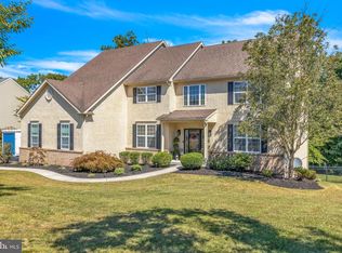 950 Ivy Ln, Pottstown, PA 19464