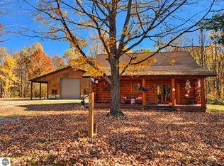 9098 Sunset Trl NE, Mancelona, MI 49659