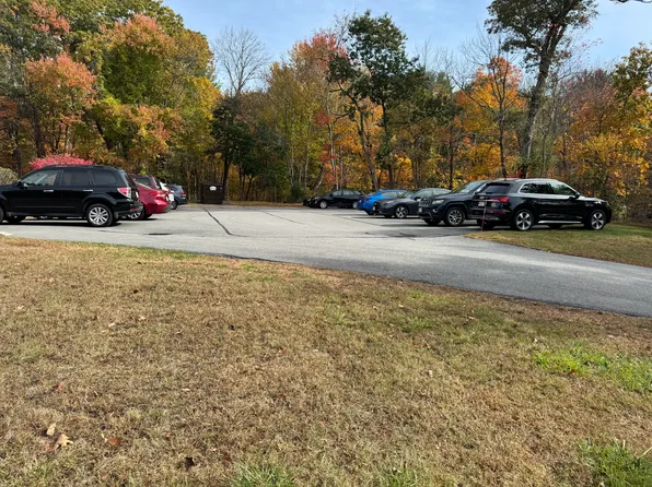 Grafton Colonial Apartments, 299 Upton St #13, Grafton, MA 01519