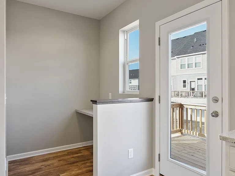 5182 Hampton St NE — Photo 18