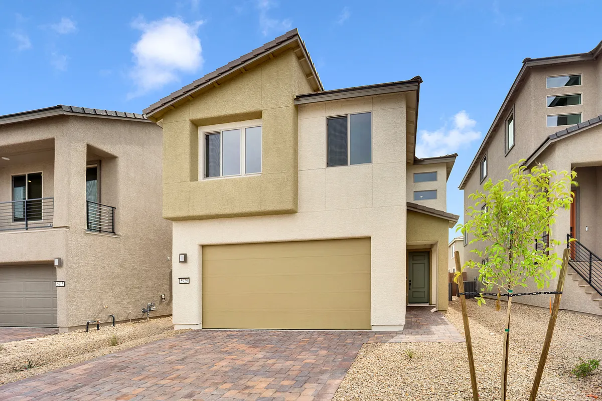 Building Photo - 5925 Obsidian Sky Ave