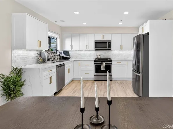 10894 Olinda St APT 123, Sun Valley, CA 91352