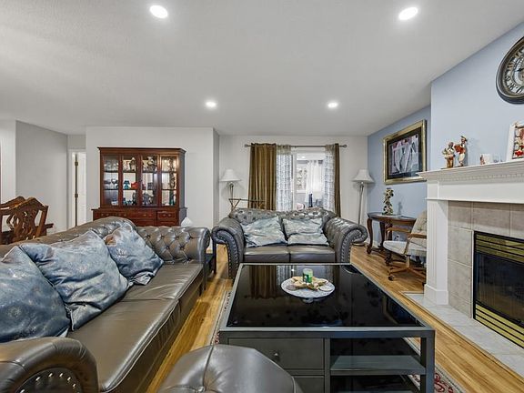 4th image of 13888 70th Ave #246