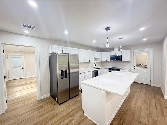 5th image of 164 Cross Rd