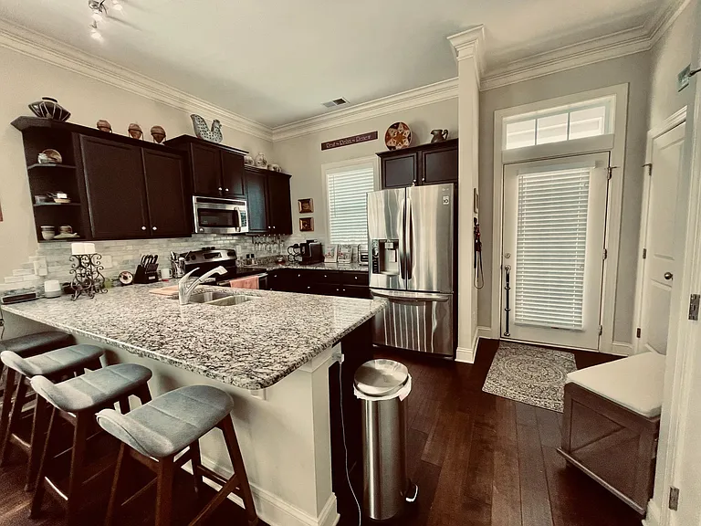 4932 Exton Park Loop — Photo 7