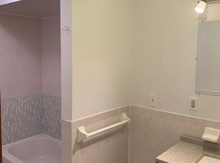 648 Summer St, Elizabeth, NJ 07202