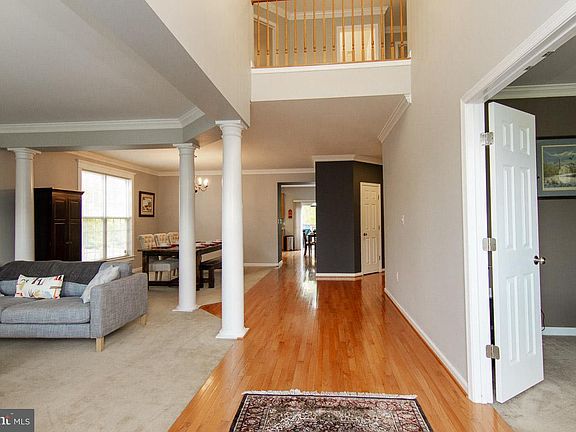 3rd image of 12146 Maidenhair Dr