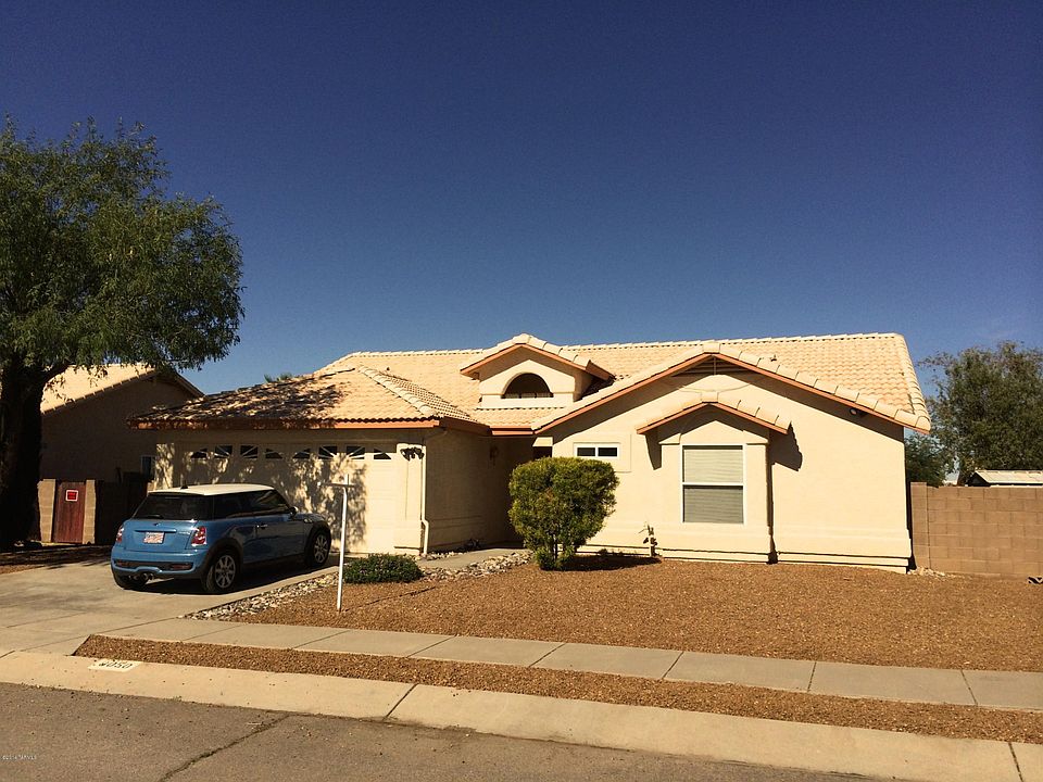 1st image of 8050 S Queen Creek Dr