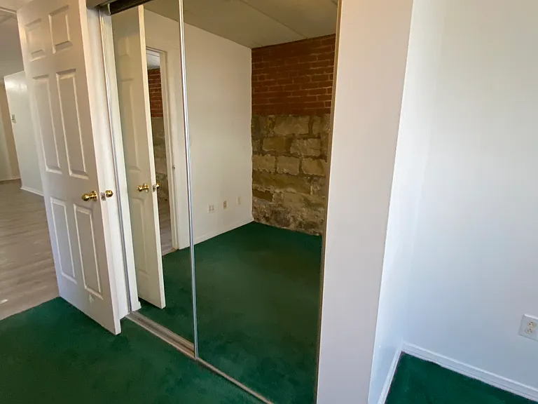 5752 Ellsworth Ave #11-C — Photo 29