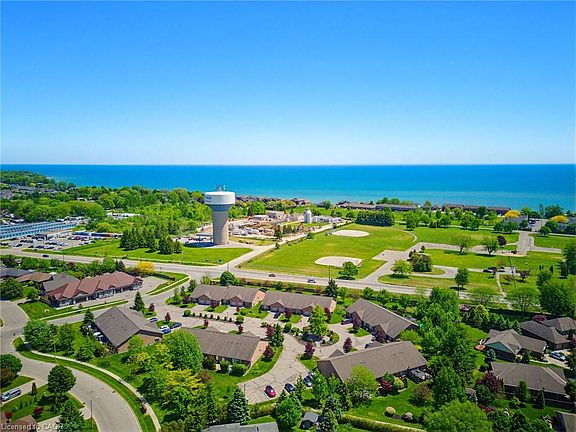 5th image of 5 Coastal Ct