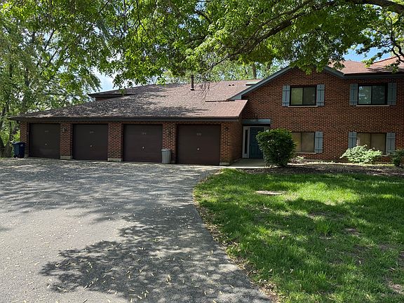 3rd image of 5375 Newport Dr #2C