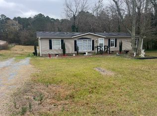 135 Trotters Ln, Four Oaks, NC 27524