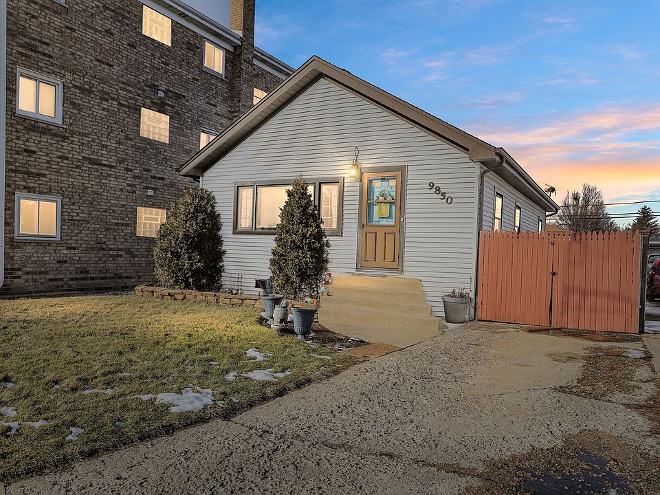 1st image of 9850 W Lawrence Ct