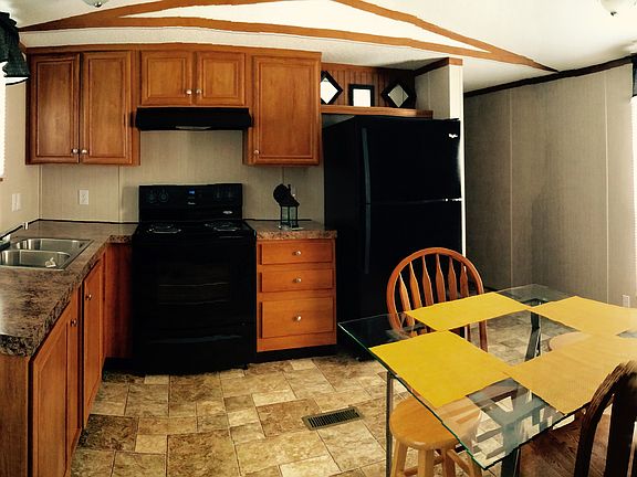 5th image of 43 Sherwood Forest Dr