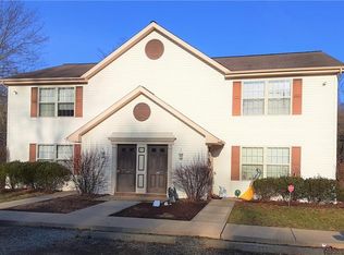 600 White Valley Dr #606, Delmont, PA 15626
