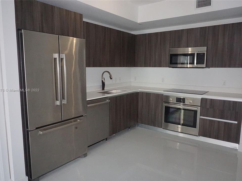1st image of 488 NE 18th St Unit 303