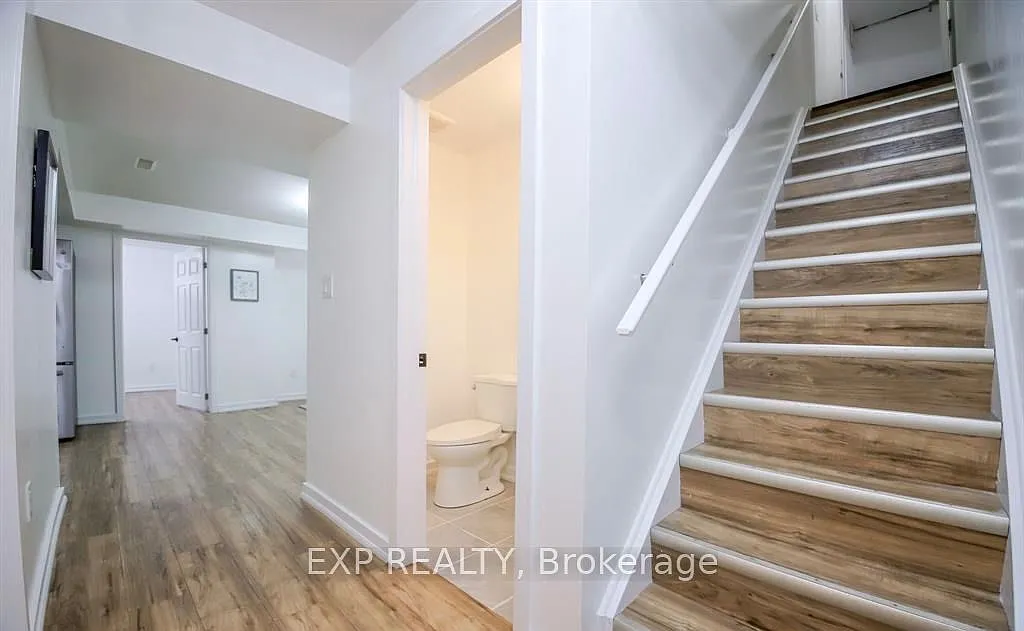 2 bed, $2,000 — Photo 2