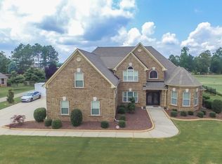 612 Par Three Ln, Hampton, GA 30228