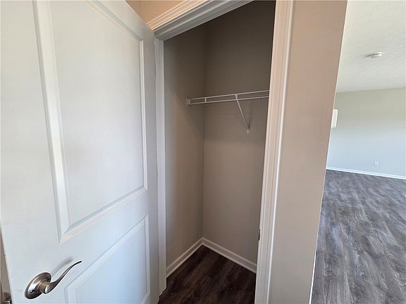 3rd image of 3178 Northerton Ct