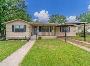 1233 W Ball St, Weatherford, TX 76086