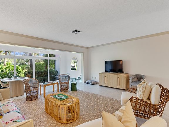 4th image of 300 Harbour Dr APT 308E