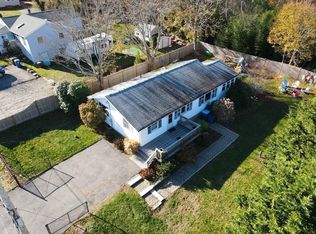 35 Elm St, Plymouth, MA 02360