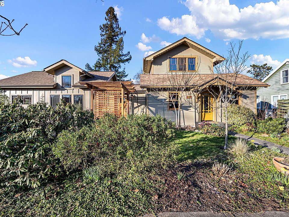 1st image of 916 G St