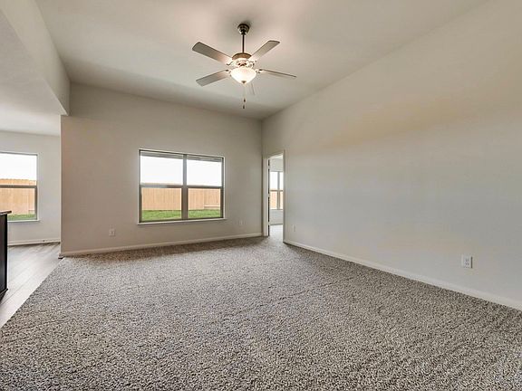 2nd image of 254 Shaw Creek Blvd