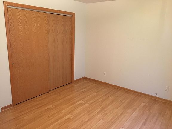 4th image of 6599 Niagara Cir