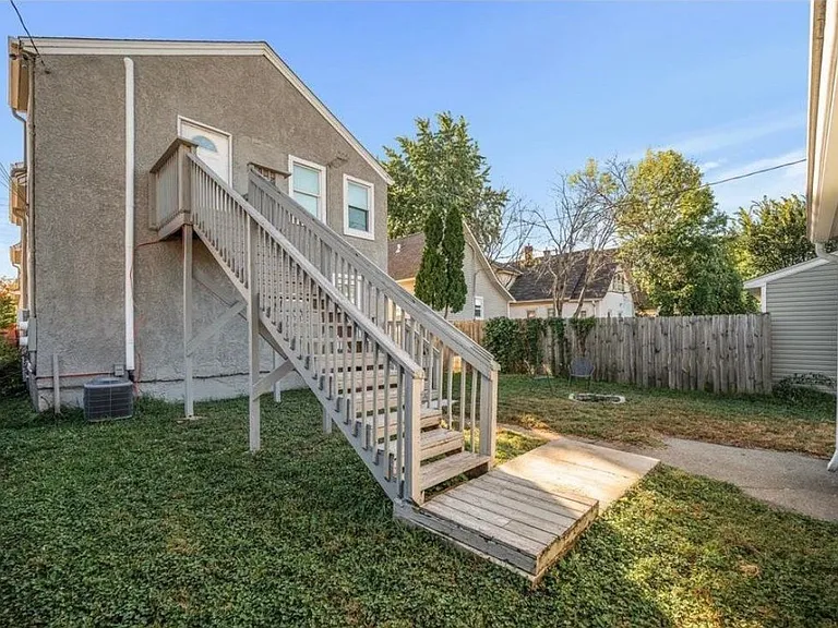 2742 California St NE #2 — Photo 17