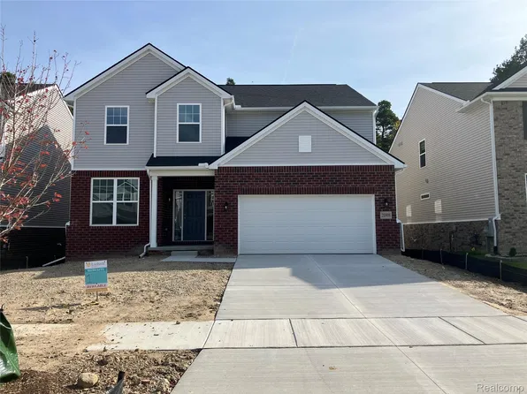 20908 Losino Dr, South Lyon, MI 48178