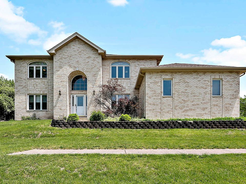 3400 Hillside Ct, Woodridge, IL 60517 Zillow