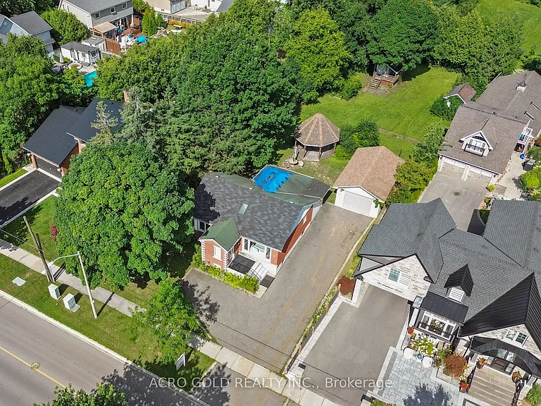 125 Leighland Ave — Photo 38