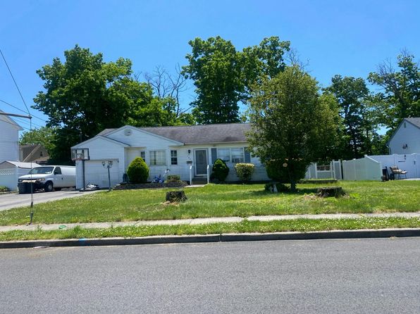 186 Islip Blvd, Islip Terrace, NY 11752