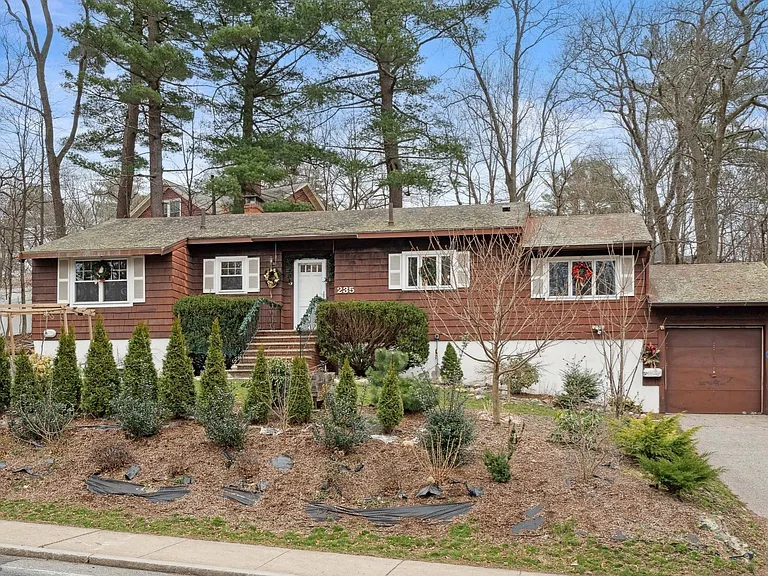 235 Forest St — Photo 1