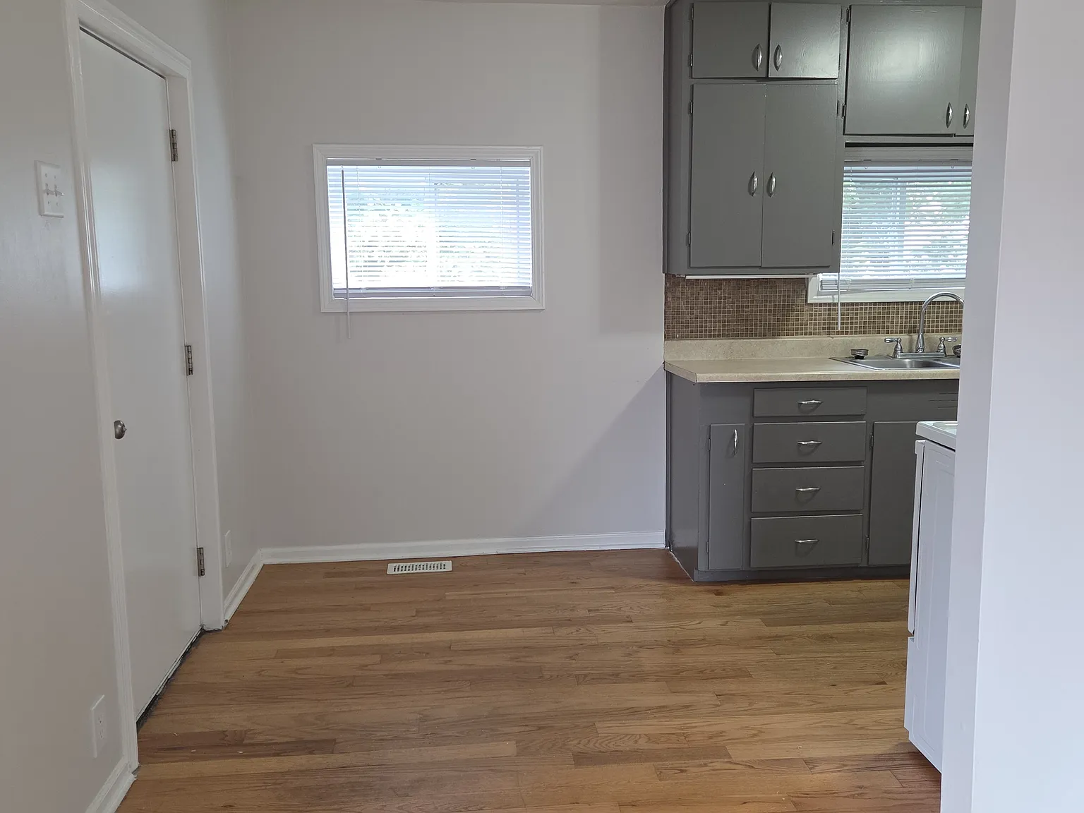 1 bed, 600 sqft, $825 — Photo 3