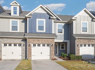 558 Dulaney Dr, Fort Mill, SC 29708