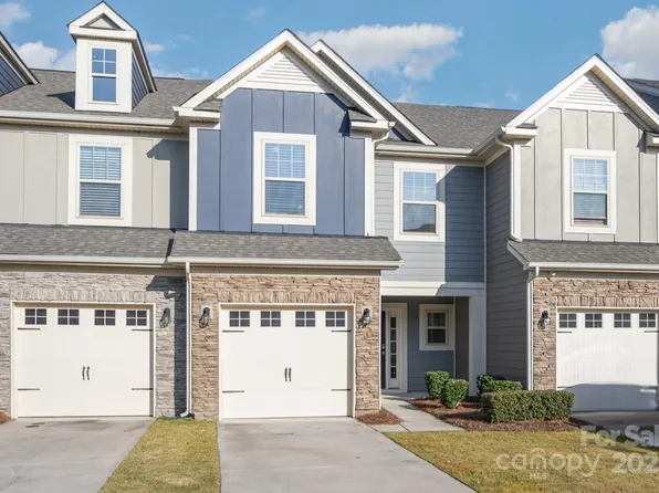 558 Dulaney Dr, Fort Mill, SC 29708
