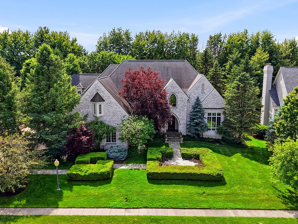 1st image of 10500 Bishop Cir
